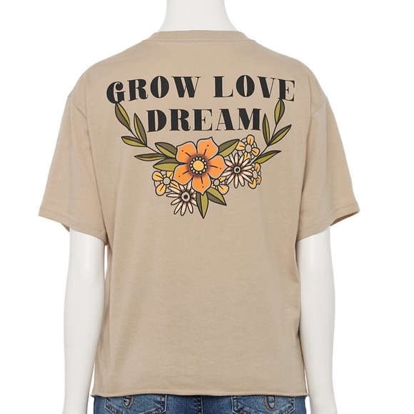 NWT “Grow Love Dream” Floral Graphic Tee - Picture 1 of 3